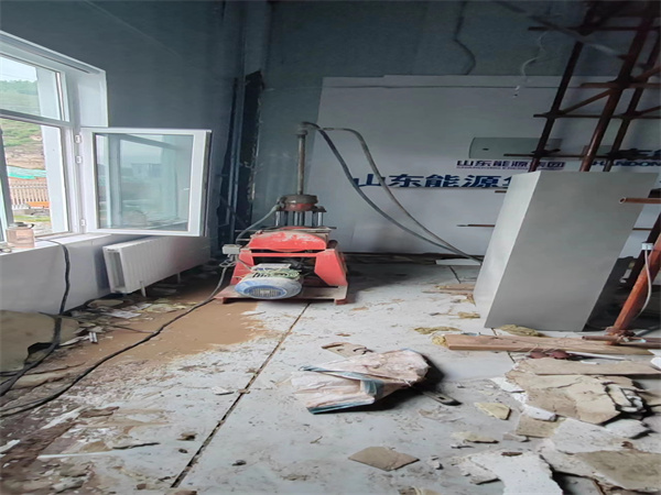 什邡地基基础下沉墙体裂缝加固注浆顶升施工